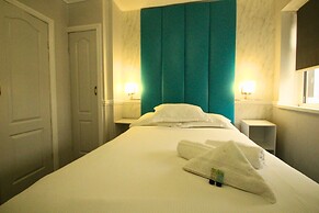 OYO Abbey Lodge Hotel