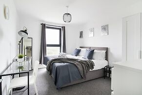 Livestay - One Bed Apt, Free Parking, Sleeps 4