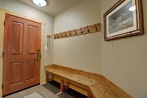 Cs110 Copper Springs 2 Bedroom Condo by RedAwning