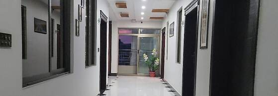 Khan Continental Hotel & Restaurant