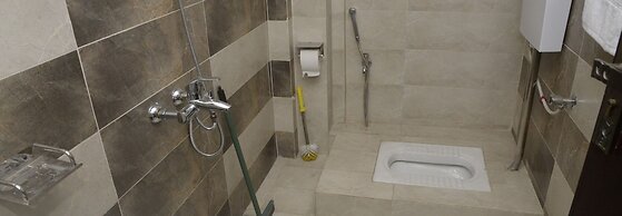 Khan Continental Hotel & Restaurant