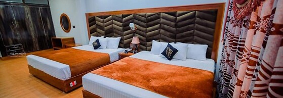 Khan Continental Hotel & Restaurant