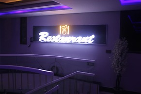 Khan Continental Hotel & Restaurant