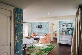 The Lilley Mansion Bed & Breakfast