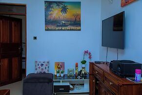 Dar es Salaam-sleeps8-parking-garden-pet Friendly