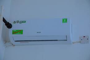 Dar es Salaam-sleeps8-parking-garden-pet Friendly