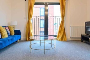 Livestay - Modern Spacious 2 Bed 2 Bath Apartment