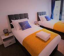 Livestay - Modern Spacious 2 Bed 2 Bath Apartment