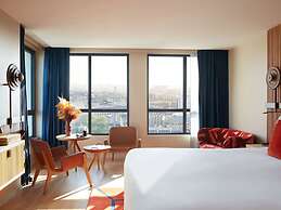 SO/ Paris Hotel