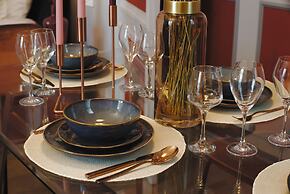 The Lord Byron Suite