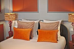 The Lord Byron Suite