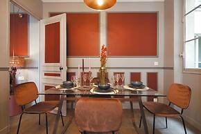 The Lord Byron Suite