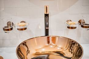 Miss Marguerite Suite