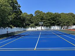 Sunbird Cape Cod Resort