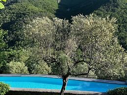 Medieval Mountain Setting With Private Garden