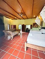 Casa Sunzal Boutique Hotel