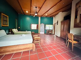 Casa Sunzal Boutique Hotel