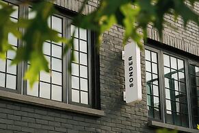 The Industrialist Hotel Gowanus Brooklyn, Sonder by Marriott Bonvoy