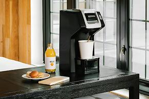 The Industrialist Hotel Gowanus Brooklyn, Sonder by Marriott Bonvoy