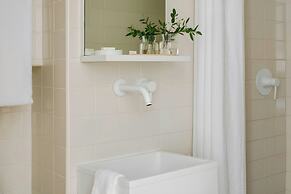 The Industrialist Hotel Gowanus Brooklyn, Sonder by Marriott Bonvoy