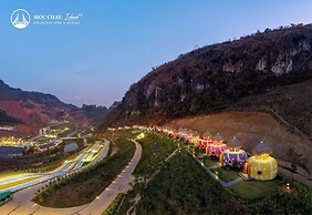 Moc Chau Island - Bach Long Glass Bridge