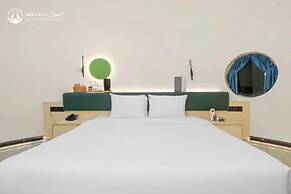 Moc Chau Island - Bach Long Glass Bridge