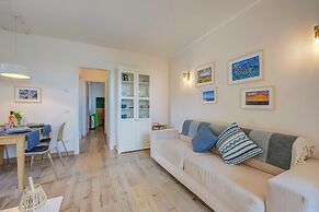 La Casa Accanto With Shared Pool