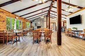 Muskoka Waterfront Retreat