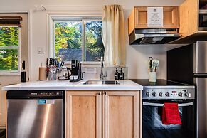 Muskoka Waterfront Retreat