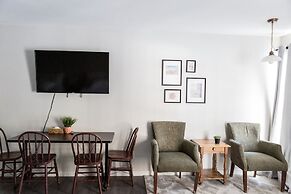 Muskoka Waterfront Retreat