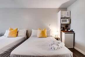 Muskoka Waterfront Retreat