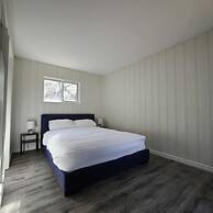 Muskoka Waterfront Retreat