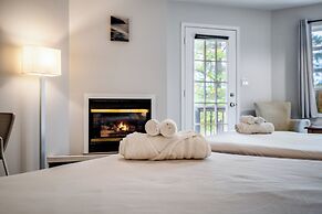 Muskoka Waterfront Retreat