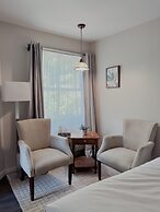 Muskoka Waterfront Retreat