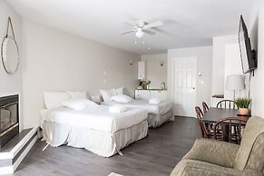 Muskoka Waterfront Retreat