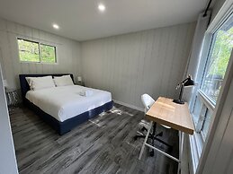 Muskoka Waterfront Retreat