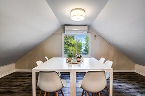 Muskoka Waterfront Retreat