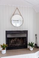 Muskoka Waterfront Retreat