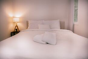 Muskoka Waterfront Retreat