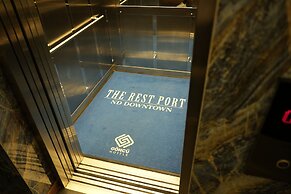 The Rest Port Nd Downtown