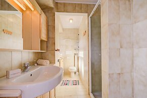 Monterosa Cozy Apartment 200m From Ski