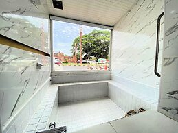 One Dhatu Ayutthaya Premium Homestay