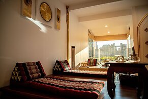 One Dhatu Ayutthaya Premium Homestay