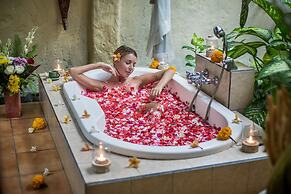 Alam Anda Ocean Front Resort & Spa