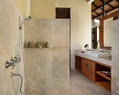 Alam Anda Ocean Front Resort & Spa