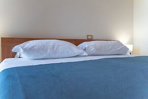 La Meta Sporting Rooms