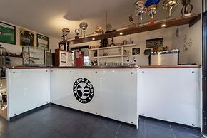 La Meta Sporting Rooms