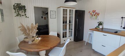 Stunning 2-bed House in Jezera With Sea Views