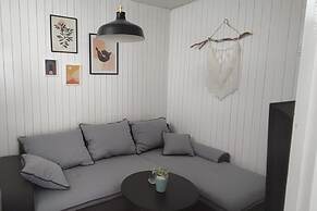 Stunning 2-bed House in Jezera With Sea Views