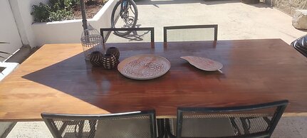 Stunning 2-bed House in Jezera With Sea Views